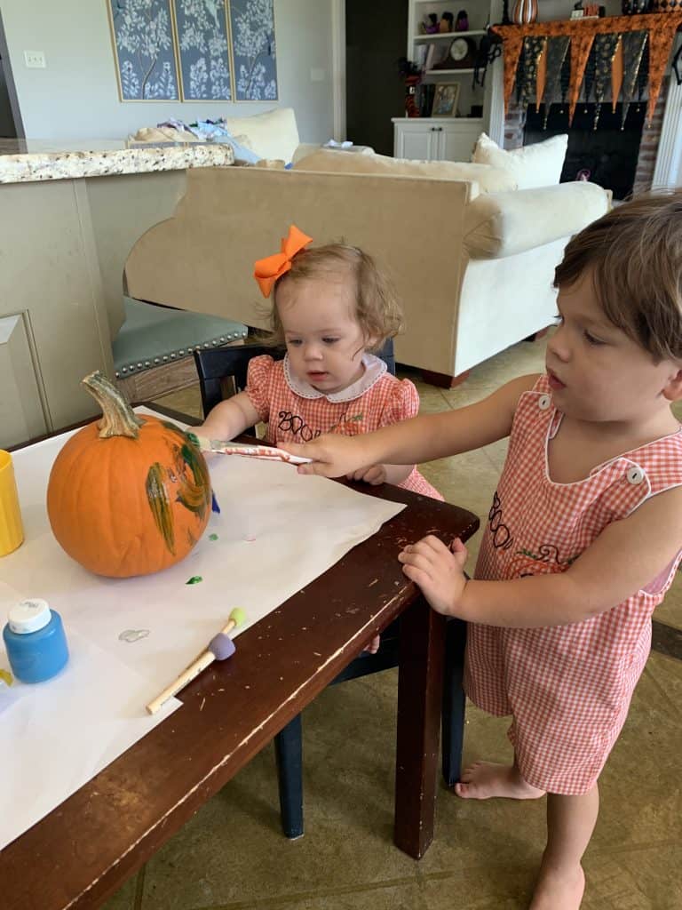 painting pumpkins
